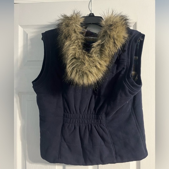 Aeropostale vest - Picture 2 of 2